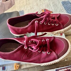 Tretorn Maroon Canvas Sneakers 7.5 love them